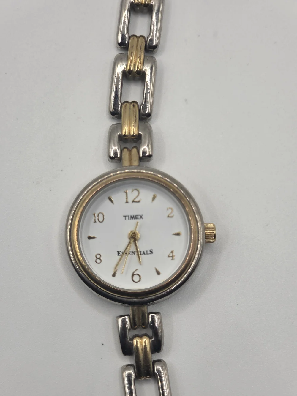Timex Essentials Women’s Two Tone Gold Silver Watch Needs Battery